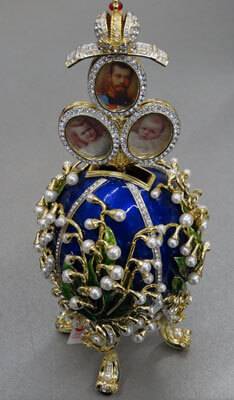 Russian Souvenirs - Faberge Style Eggs