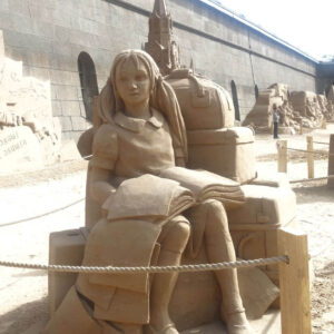 sand sculpture of girl