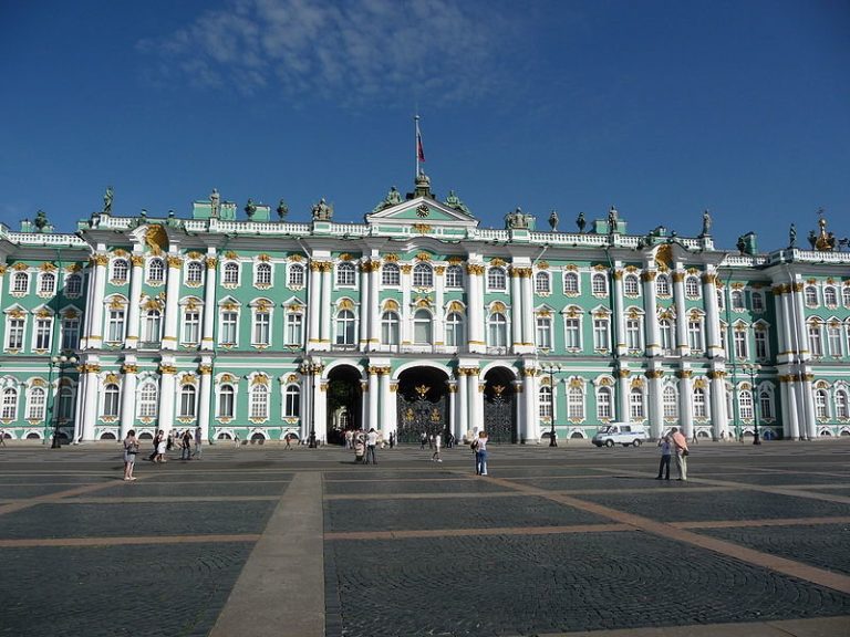 Attractions in St Petersburg DancingBearTours